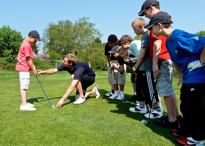 Helpful Tips on Buying and Sizing Junior Golf Clubs