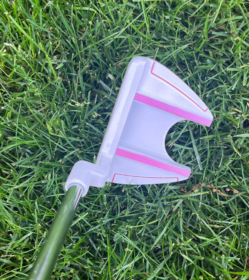 Load image into Gallery viewer, Tour Edge Pink Putter for Girls Ages 9-12 Right Hand Only

